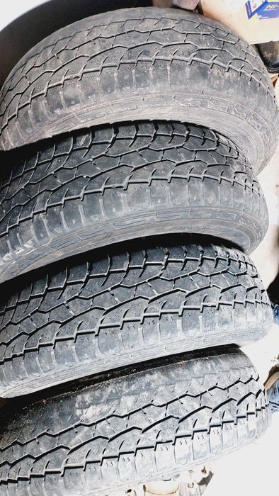 Продам покрышку 4шт