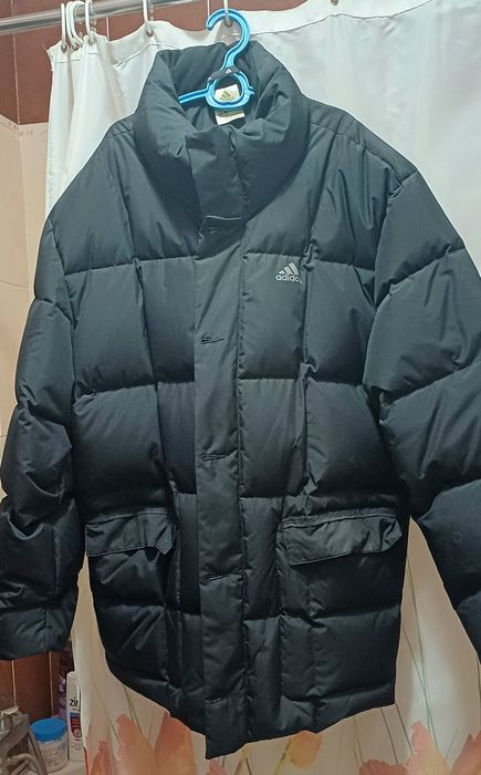 Продается  куртка  Адидас   бредовая