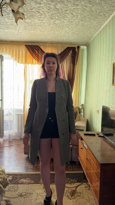 Продам пальто демисезонное