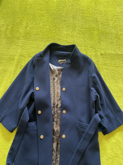 Палто в син цвят