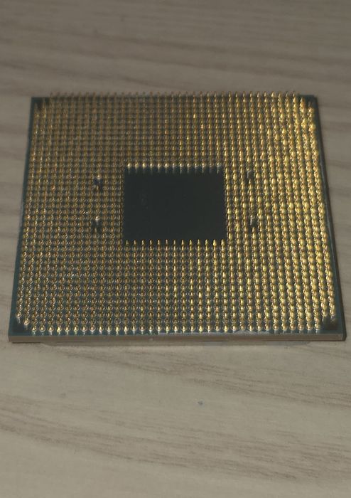 Procesor AMD Ryzen 7 5700X-  8 nuclee