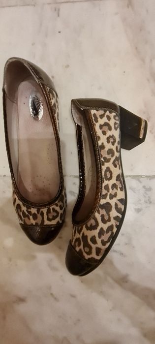 Обувки от естествена кожа ,с животински принт!
