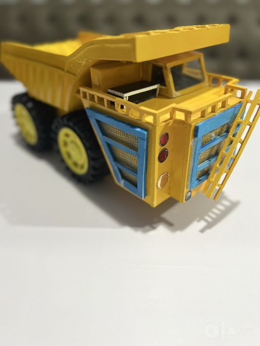 Belaz qo'l mehnati sotiladi