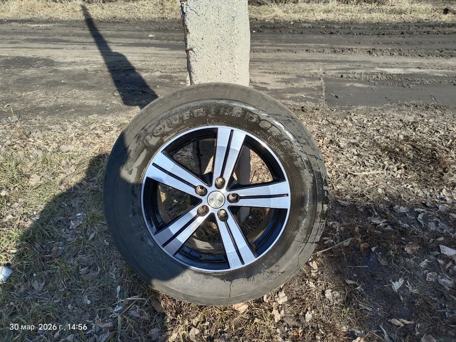 Диски с резиной на 17 продам