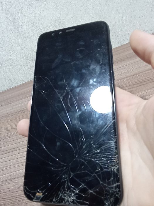 Сломанные телефоны