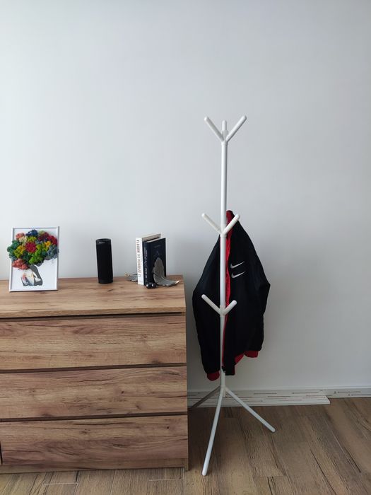 Закачалка за дрехи