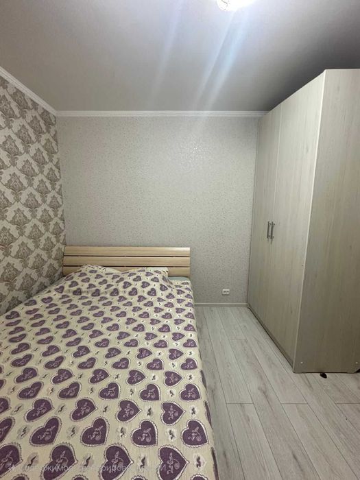 Продам трехкомнатную квартиру