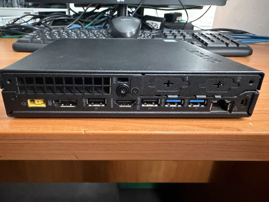 Мини компютър Lenovo