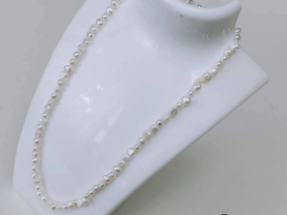 Perle naturale de cultura baroc cu inchizatoare din argint de 925