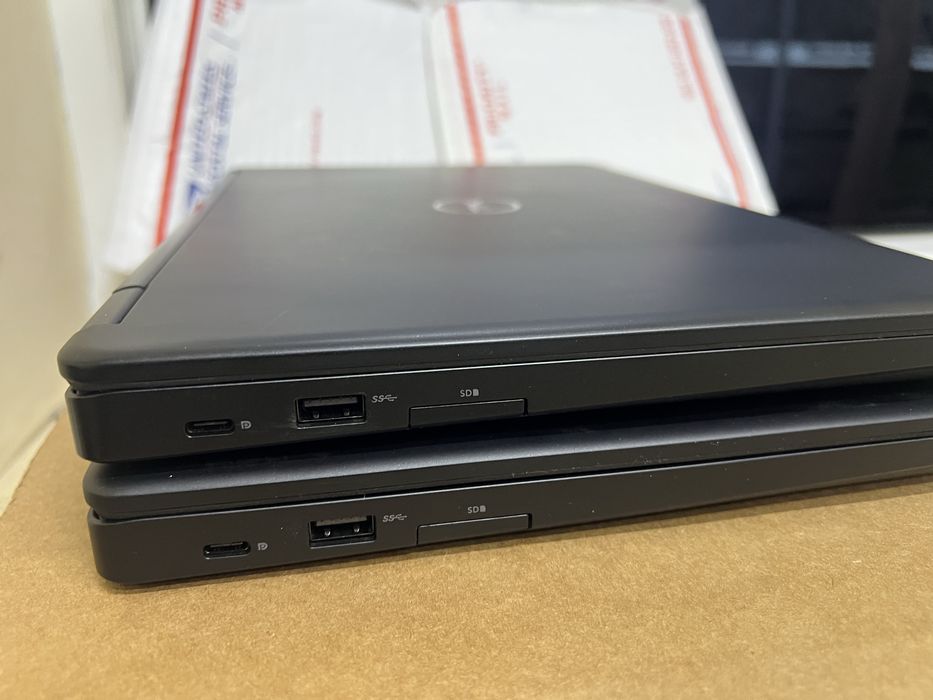 Dell 5490 ноутбук в идеалтном состоянии i5-8350u 8gb ddr4 256 ssd