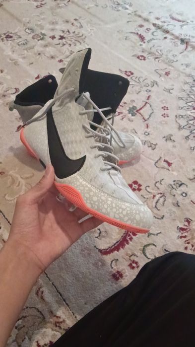 Machomai 3 se компания NIKE