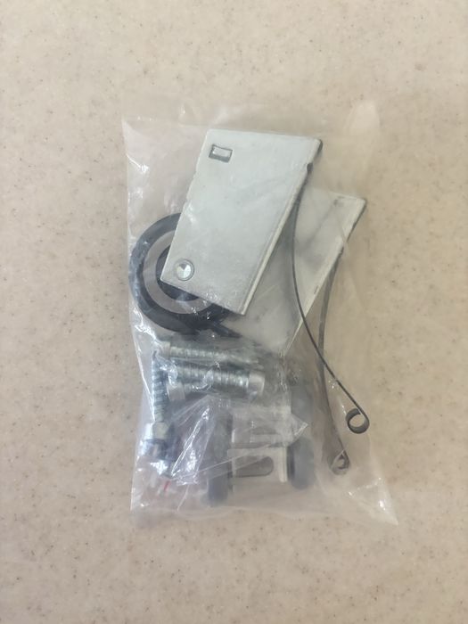 Ролики для дверей купе. Китай.