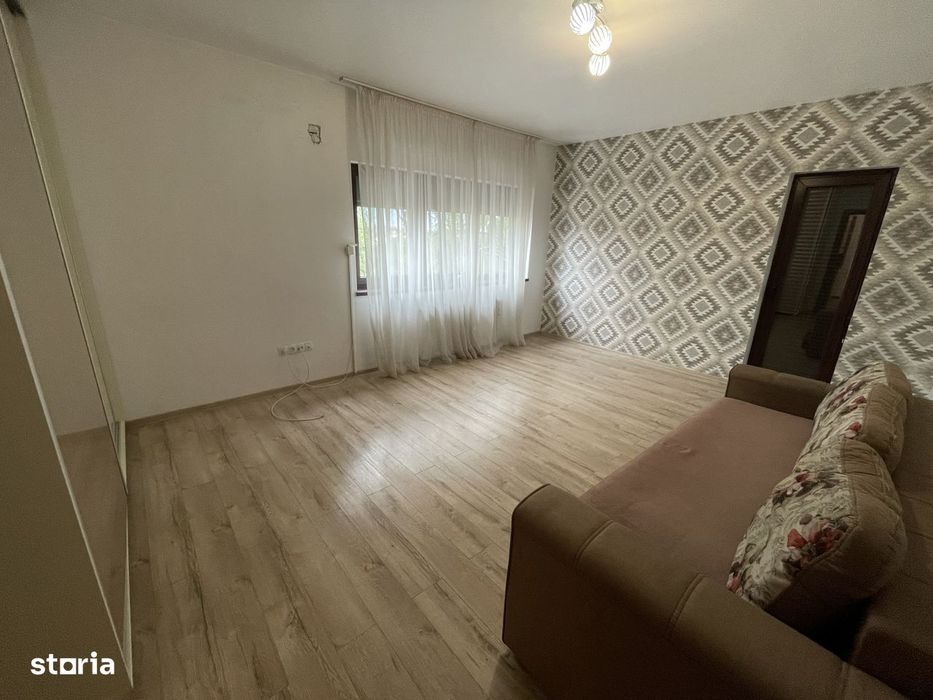 Apartament cu 3 camere | Etaj 2/3 | 79 mp | Loc de parcare | Smardan