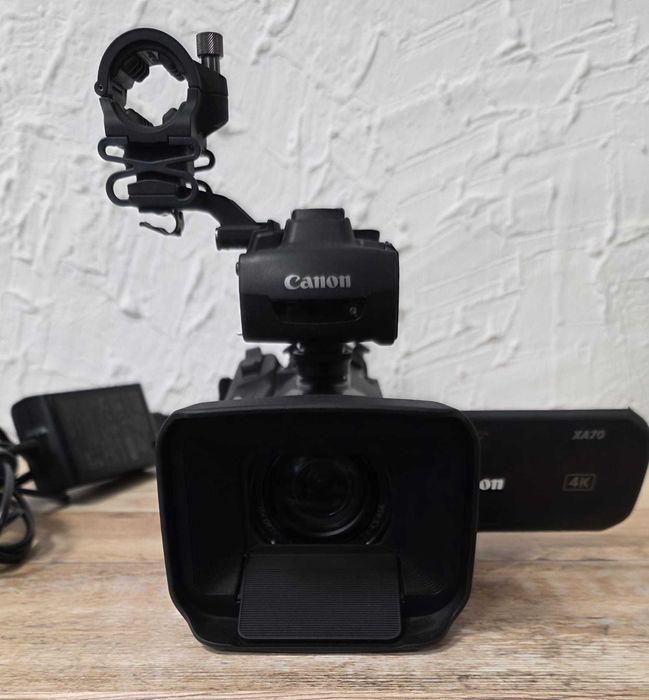 Camera Video Profesionala 4K Canon XA70 - KLI Amanet