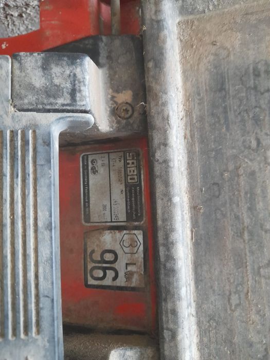 Cositoare pe benzina de gazon sabo