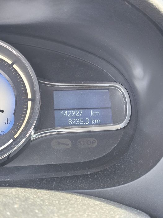 Renault Fluence 1.6 benzina an 2014