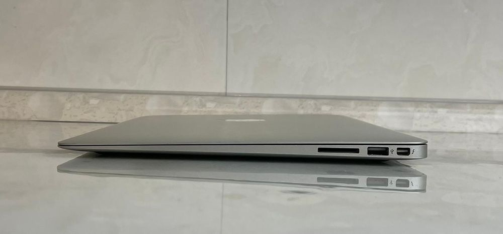Продам MacBook air 13 dd3 или обмен!