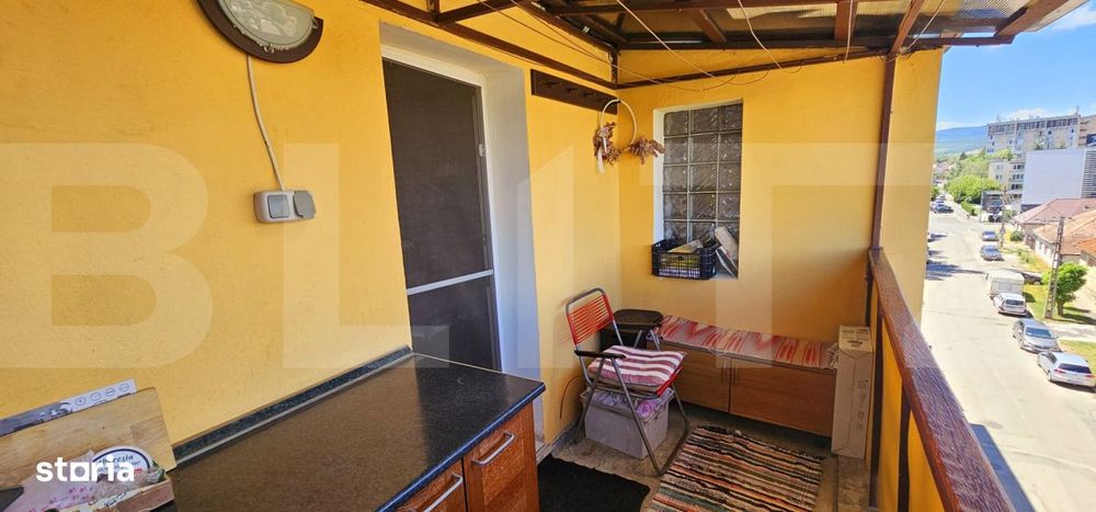 Apartament cu 3 camere, decomandat, str.Mikes Kelemen