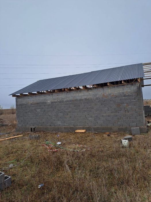 Срочно Продам 3 комн  времянку