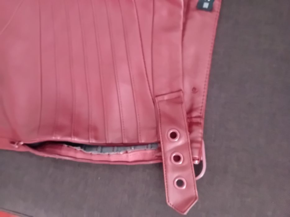 Vând pantaloni dama