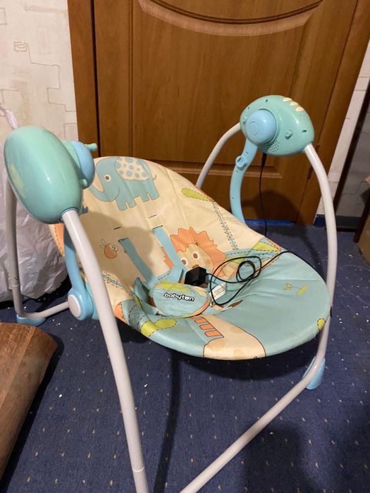 Продам детский шезлонг качели. 8700тг