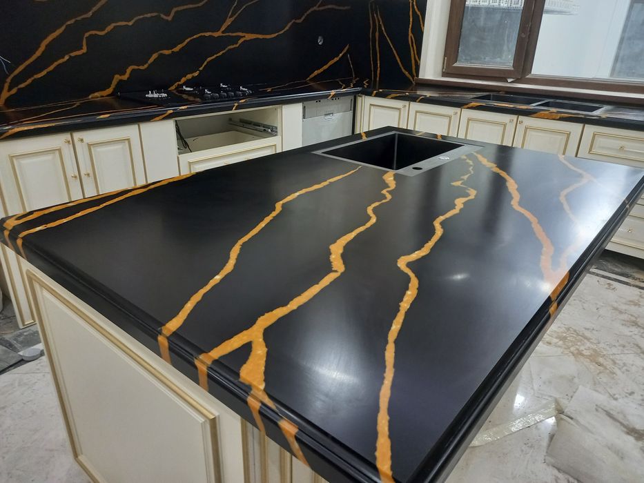 Кварц,акрил,мрамор,гранит,керамогранит