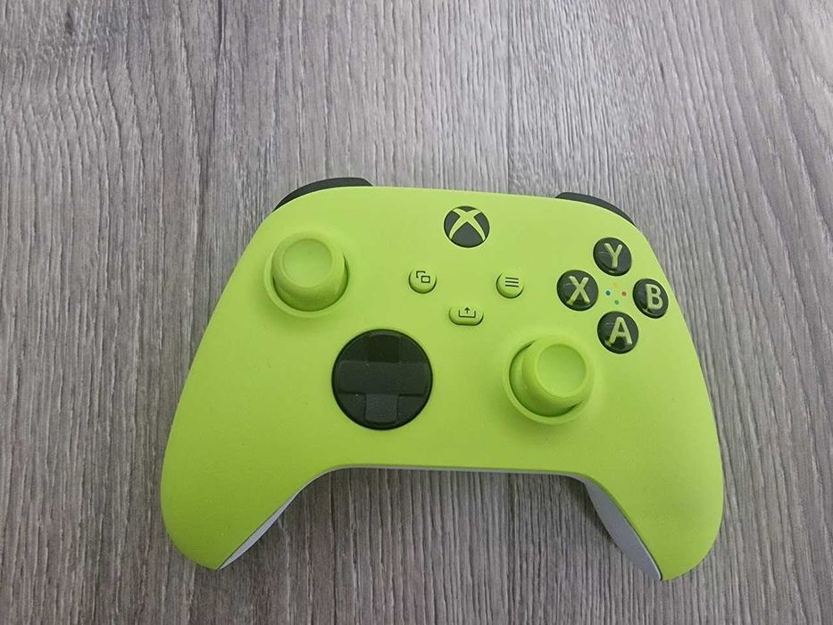 Controller Wireless Microsoft Xbox Series X/S, Electric Volt + 8bitdo adaptor