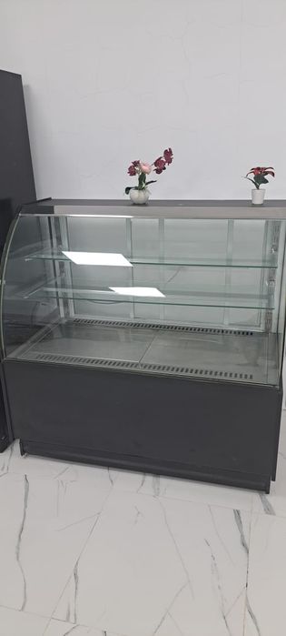 Кондитерский холодильник