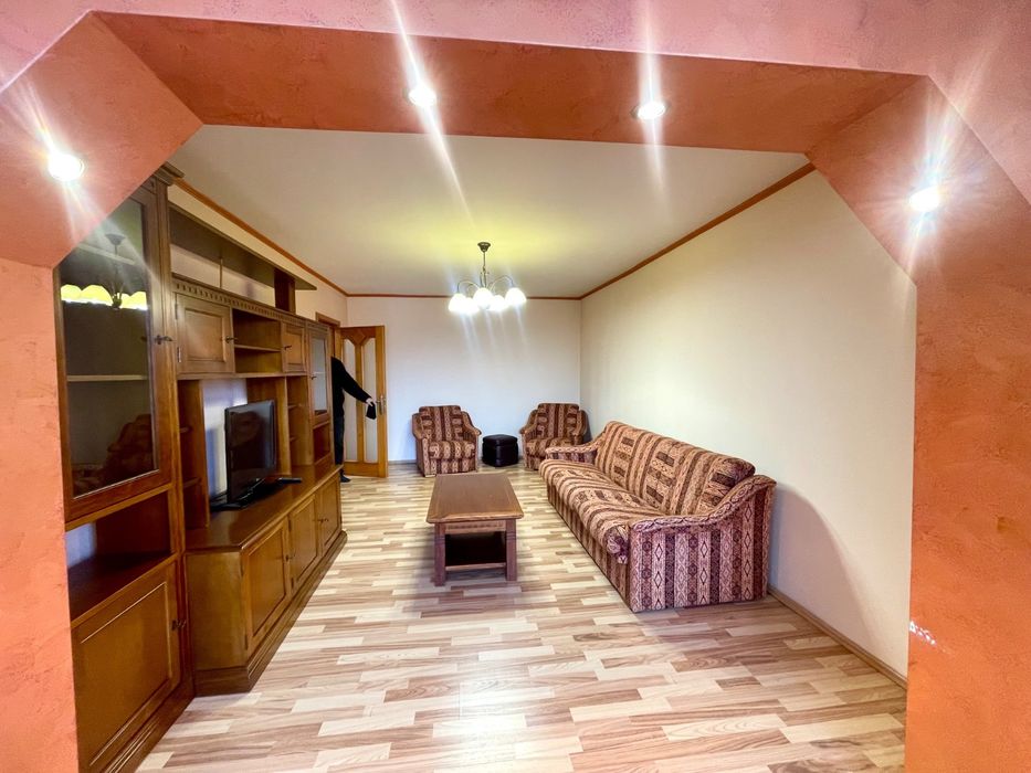 Apartament 3 camere 73mp