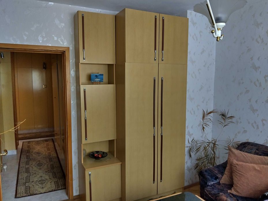 Продава се Тристаен апартамент в Силистра, Център - 87 кв.м за 919 €/кв.м - Снимка #12