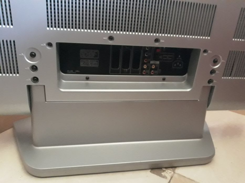 Телевизор   SONY   42"