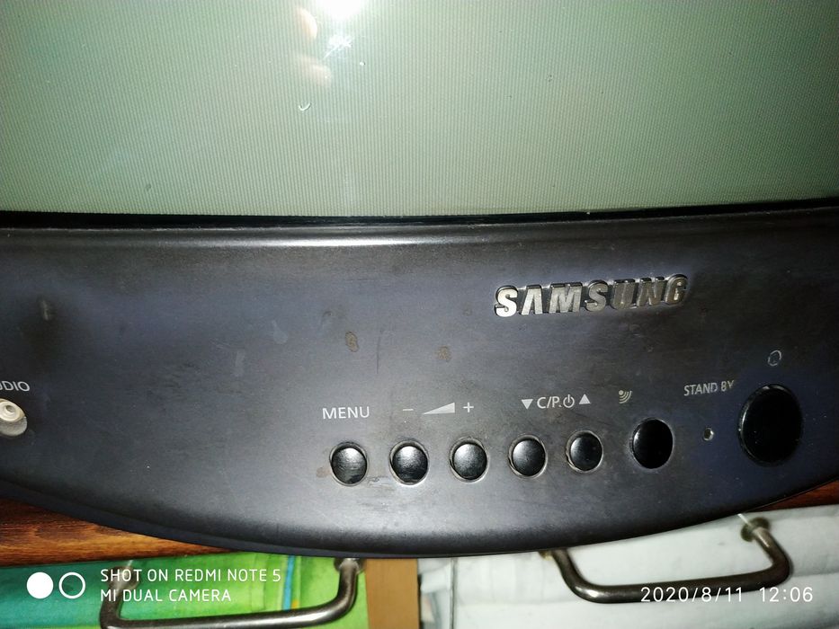 Продавам телевизор