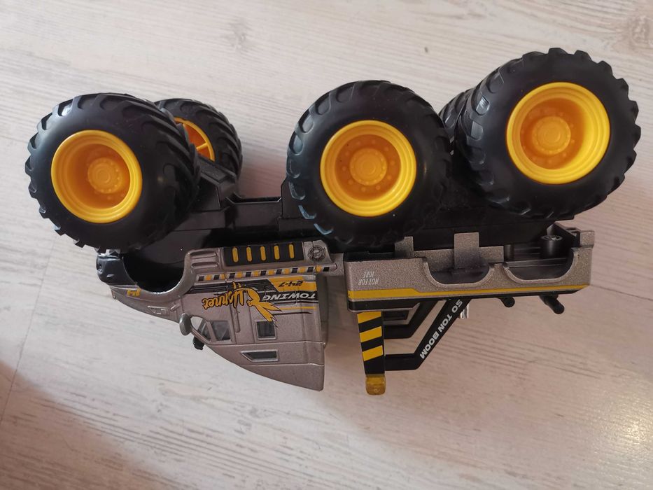 Детска костенурка, кораб, писта