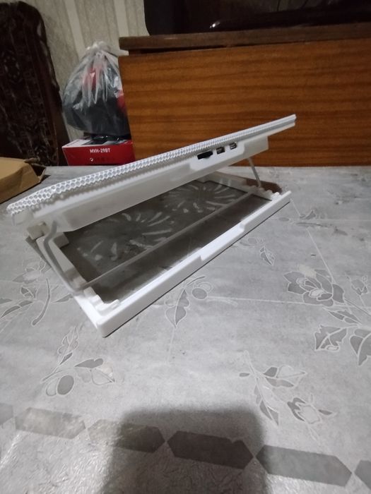 Подставка охлаждения ноутбука