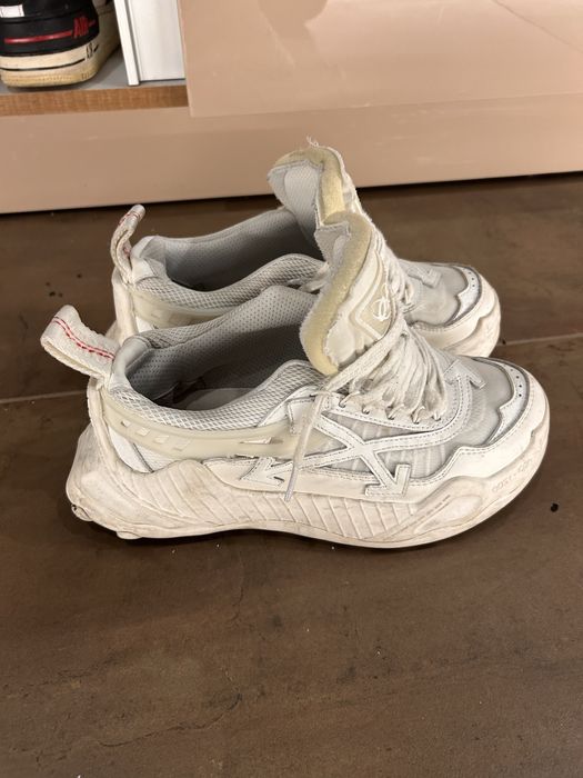 Papuci off white odsy marimea 39 lucaryi mai mici