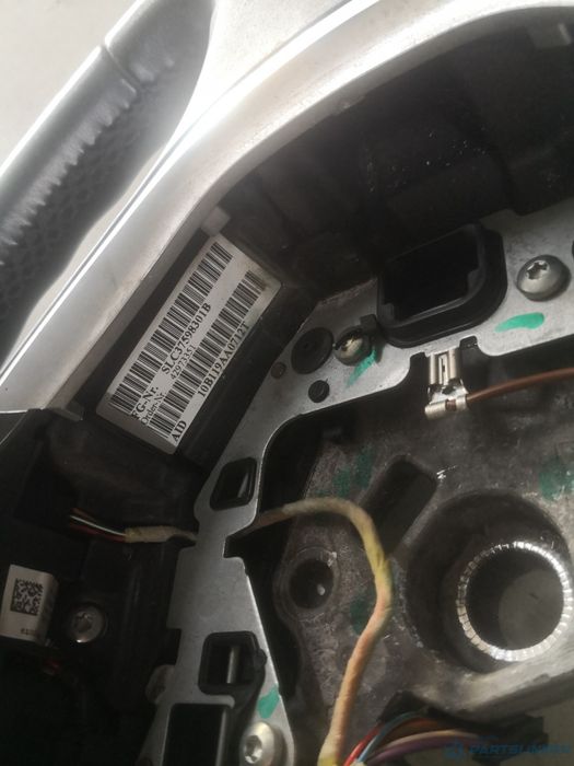 Volan Bmw 5 (F10) [ 2009 - 2016 ] Oem 37598301B