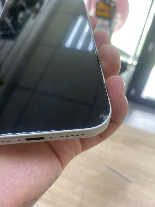 Iphone 15 128 gb (A4)