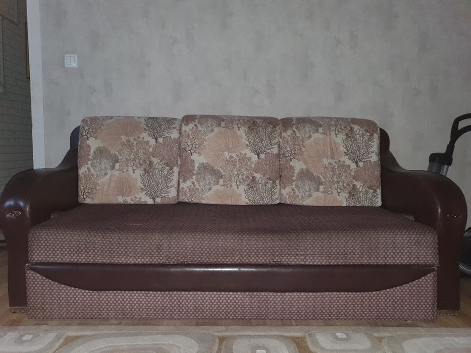 Диван и 2 кресла