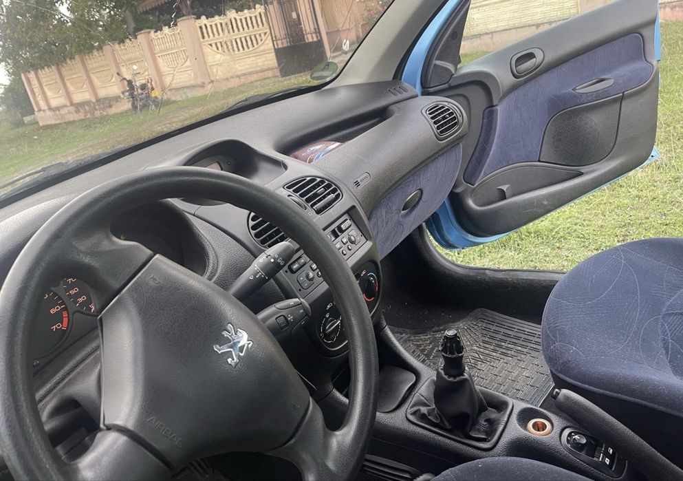 PEUGEOT 206 2002 — imagine 3