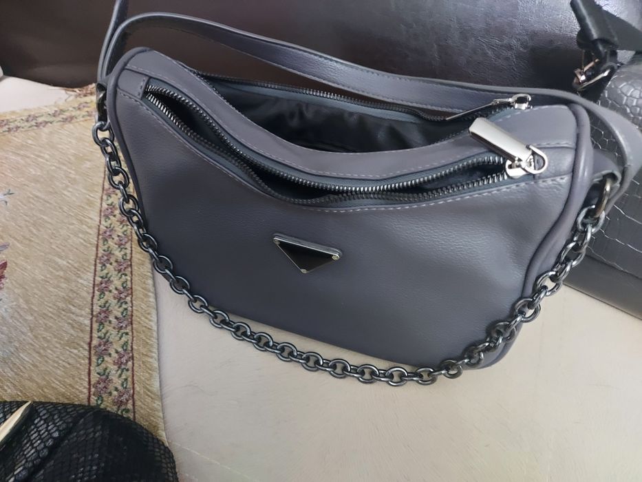 Продам женские сумки.