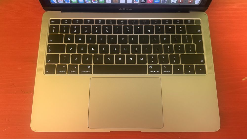 MacBook Air 13" 2019 Retina | Intel i5 | 16GB RAM | 256GB SSD | Sonoma OS