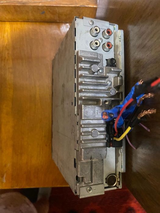 Продам пионер deh 4250sd