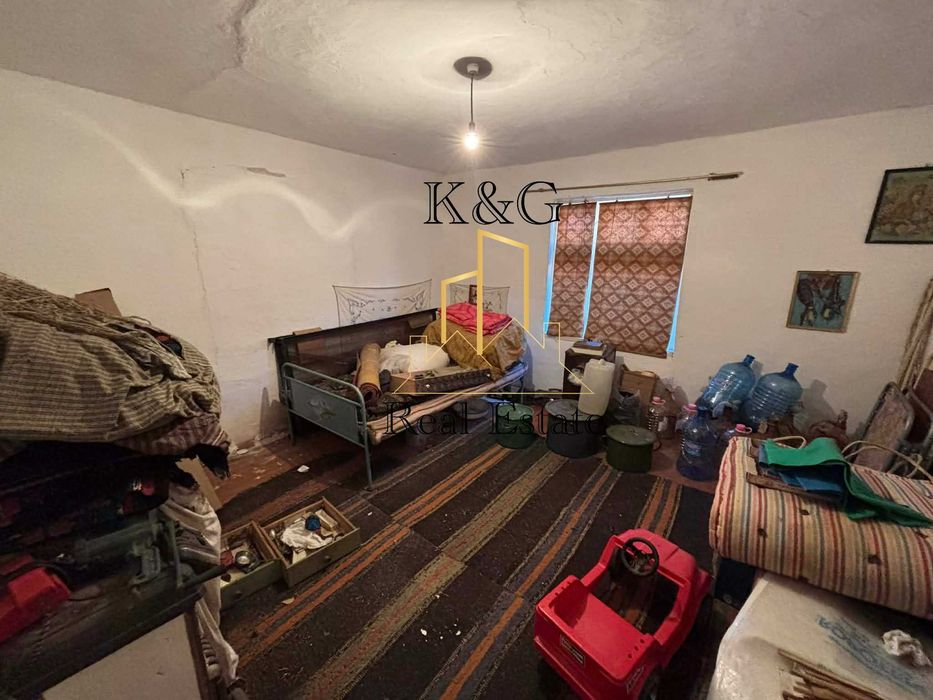 Продава се Къща в с. Дряновец, Област Разград - 50 кв.м за 378 €/кв.м - Снимка #2