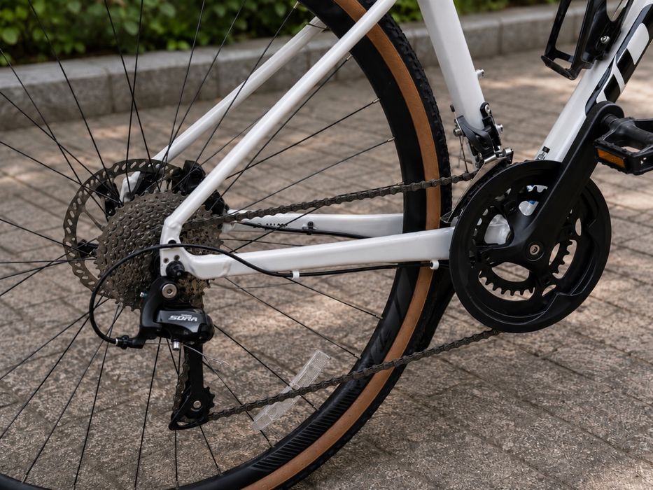 Продам Giant Revolt F2