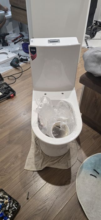 Отдам унитаз даром