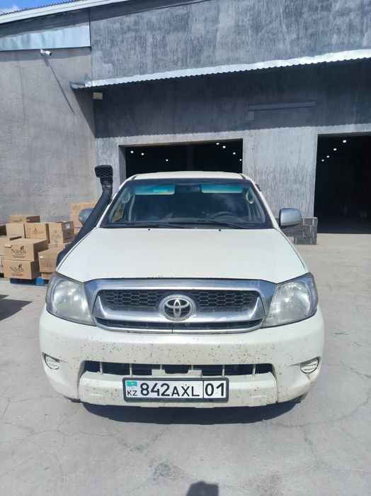 Продам Toyota Hilux