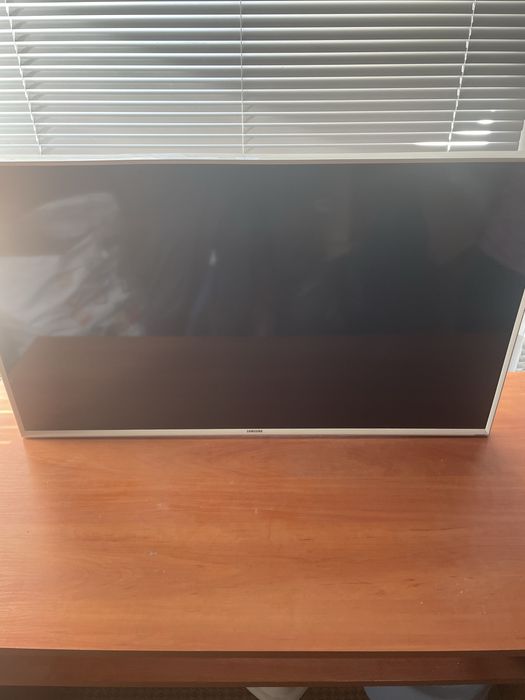 Телевизор Samsung UE40H6410SS Повредена матрица