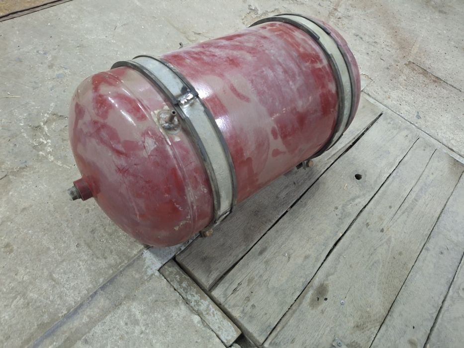 Продам ресивер на 40 литров.