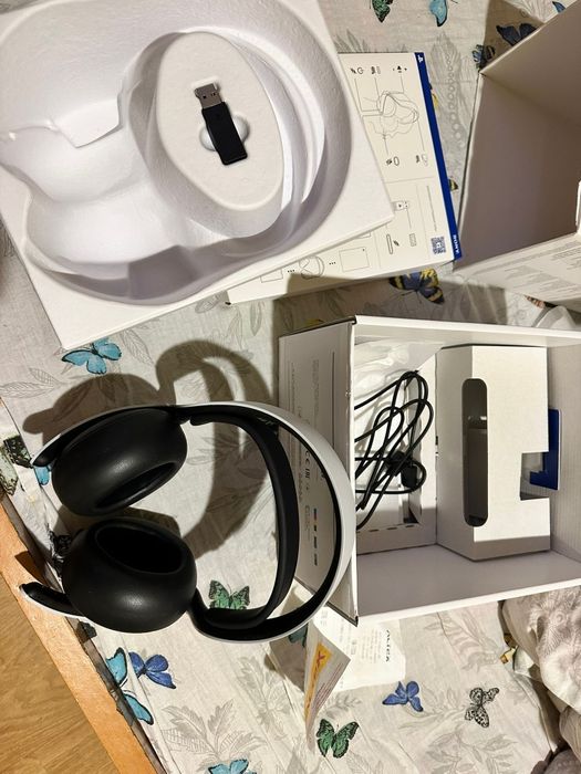 Casti ps5 Sony pulse 3D (ca noi)