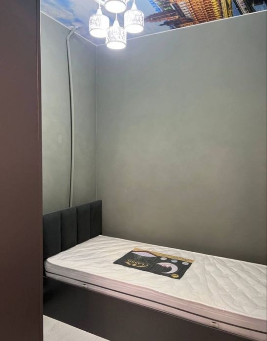 Продается 1 комнатная на массиве Феруза.